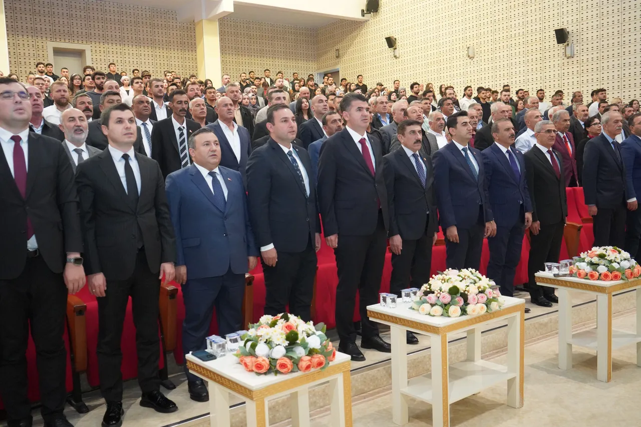 Kilis 7 Aralık Üniversitesinde Muhtarlar Akademisi eğitimi açılış programı düzenlendi