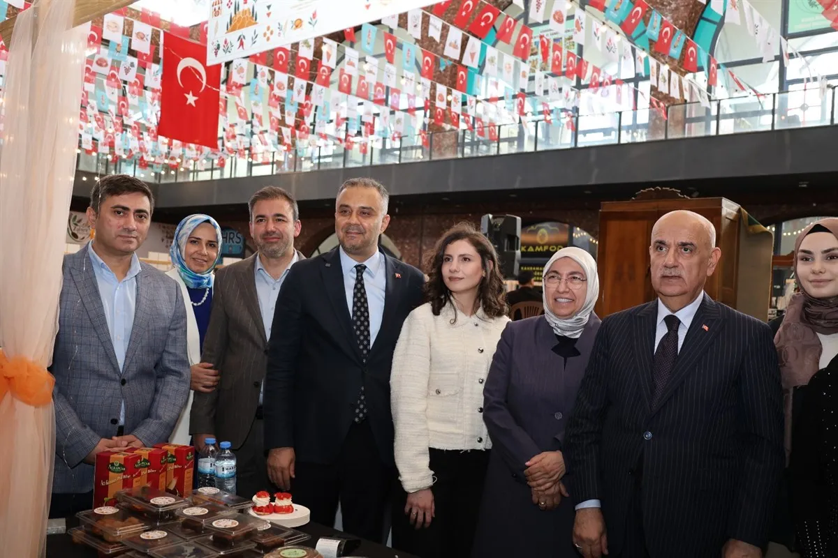 Kaymakam Çiğdem, Zahire Festivali açılış törenine katıldı