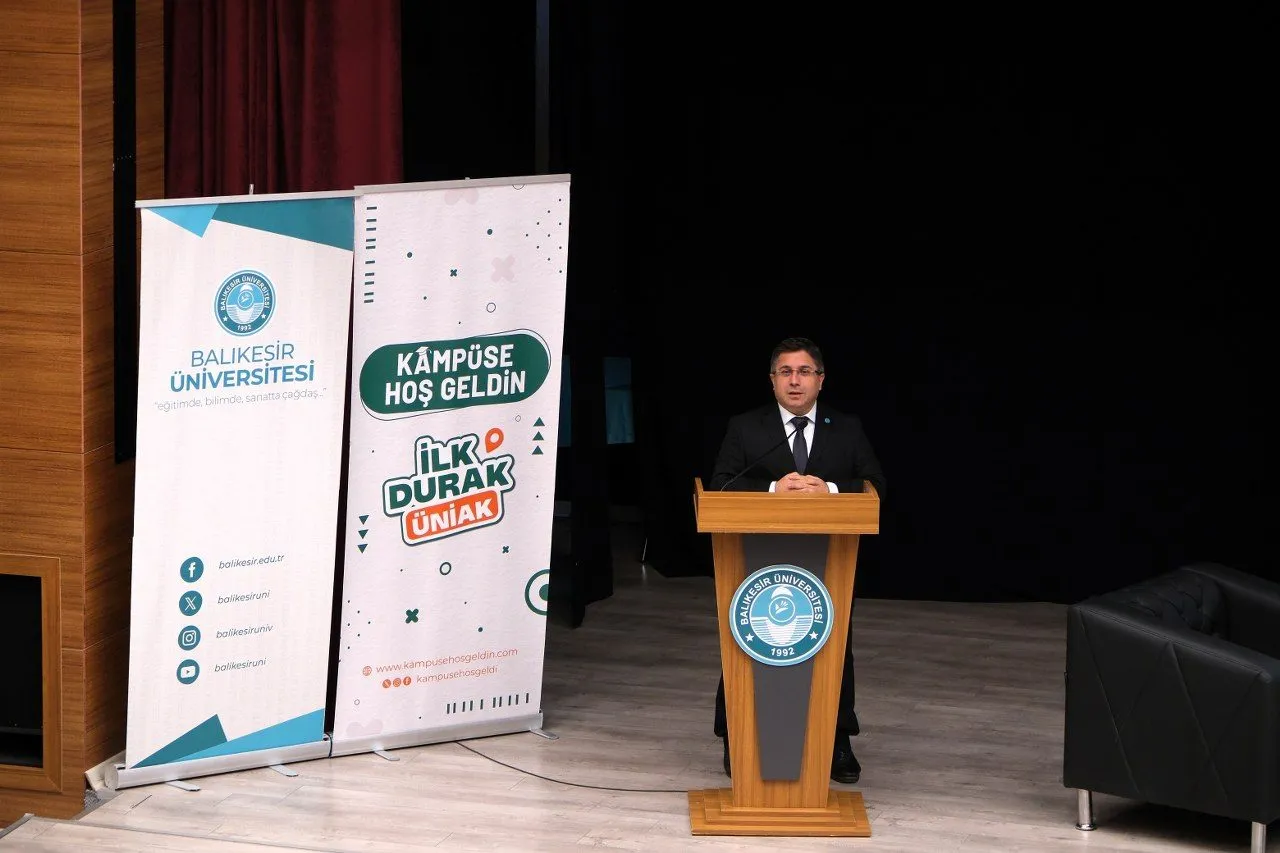 Balıkesir Üniversitesinde Türkiye Yüzyılı Zirvesi düzenlendi