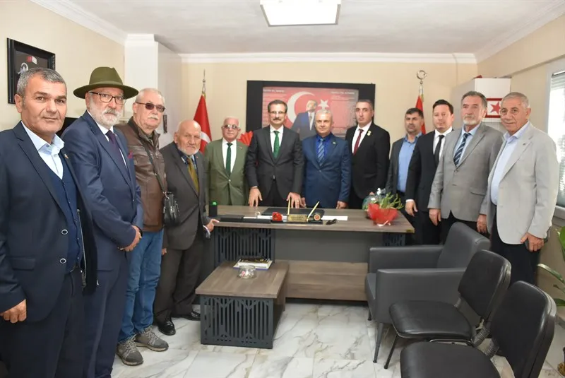 Salihli Kaymakamından Muhtarlar Derneğine ziyareti
