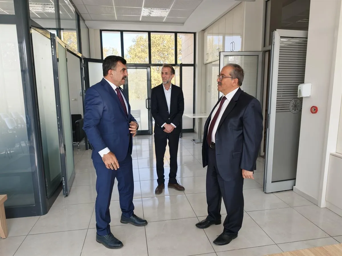 Selçuklu Kaymakamı Ali Candan19 Ekim Muhtarlar Günü’nde muhtarlarla bir araya geldi