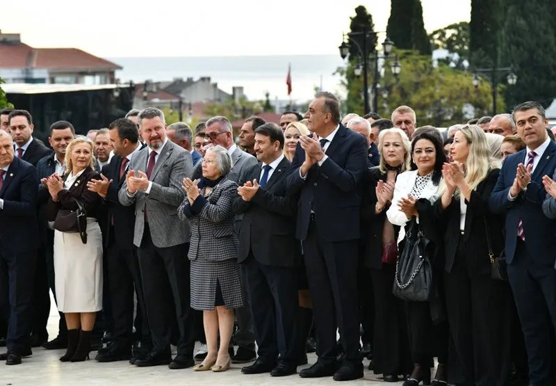 19 Ekim Muhtarlar Günü çelenk sunma töreni düzenlendi