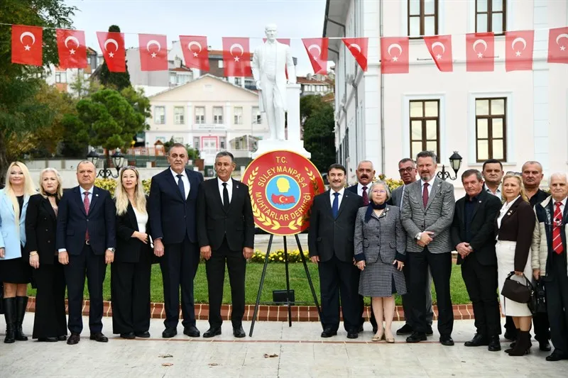 19 Ekim Muhtarlar Günü çelenk sunma töreni düzenlendi