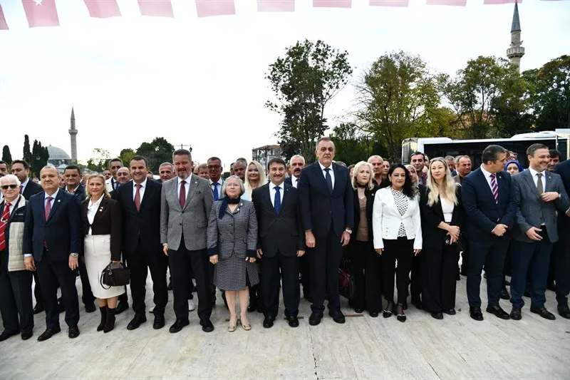 19 Ekim Muhtarlar Günü çelenk sunma töreni düzenlendi
