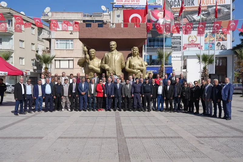 Turgutlu'da 19 Ekim Muhtarlar Günü törenle kutlandı