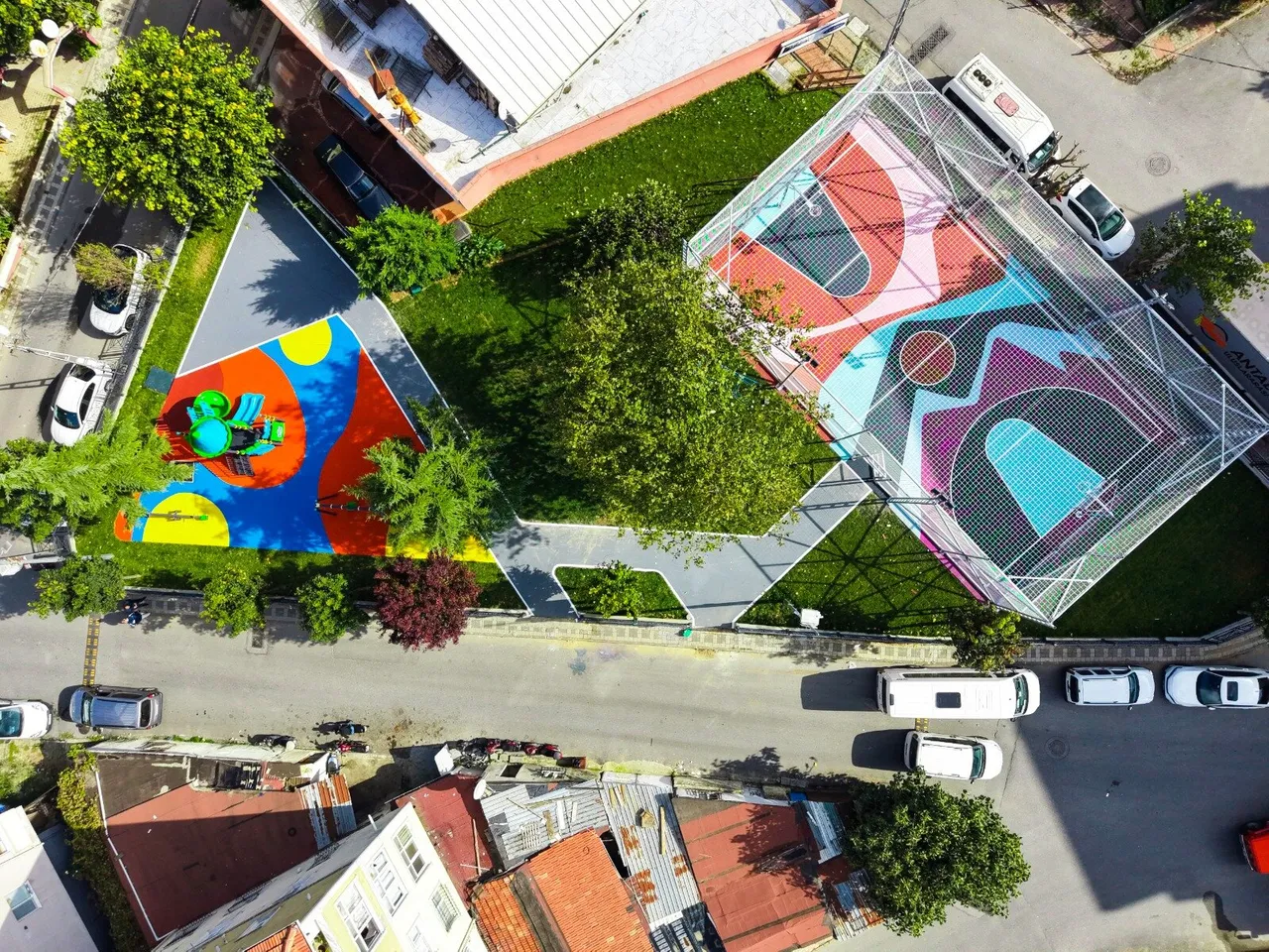 Ümraniye’de parklar daha modern ve kullanışlı hale getiriliyor