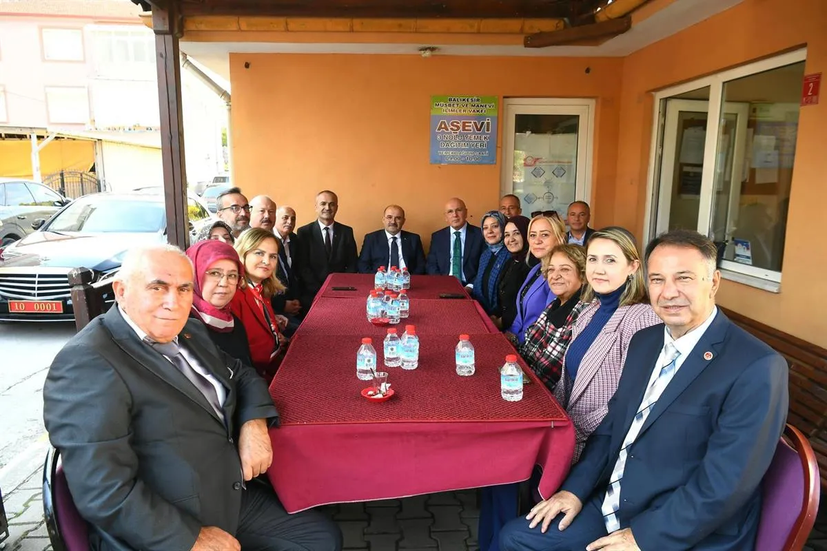 Muhtarlardan Vali Ustaoğlu’na teşekkür