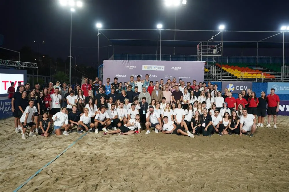Alanya’da Plaj Voleybolu Şöleni tamamlandı