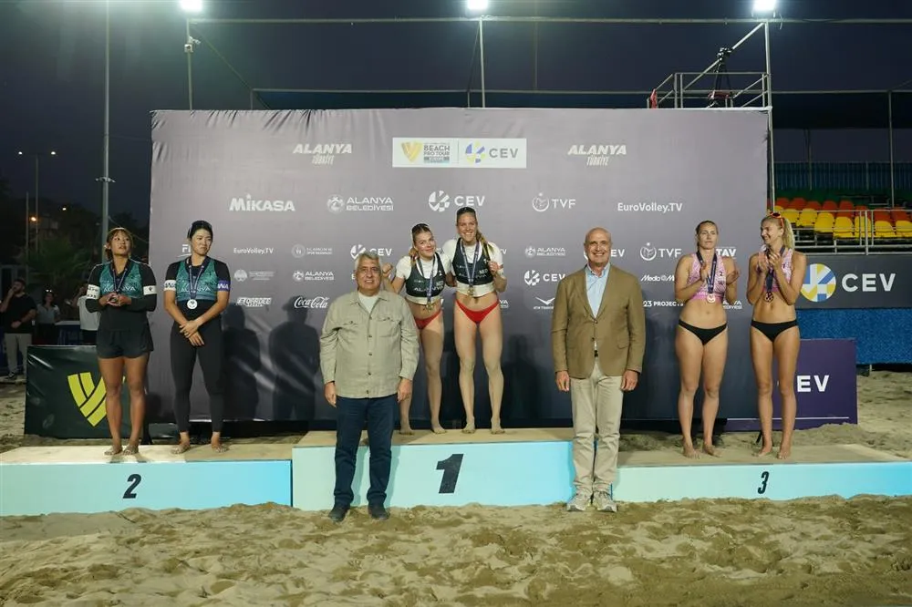 Alanya’da Plaj Voleybolu Şöleni tamamlandı