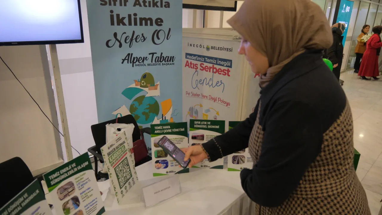 İnegöl Belediyesi’nden Sıfır atık etkinliğinde örnek uygulama