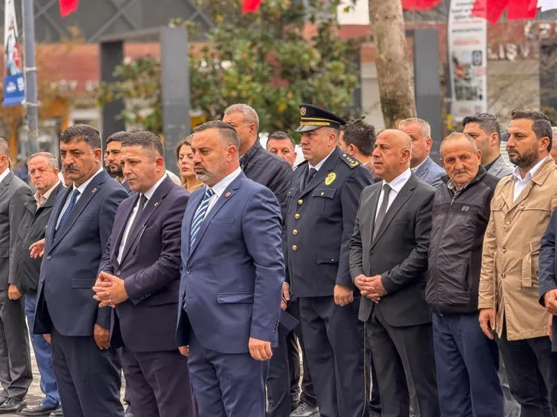 19 Ekim 2026 Tarihinde Muhtarlar Günü kapsamında gerçekleştirilen Atatürk Anıtı’na çelenk sunma töreni