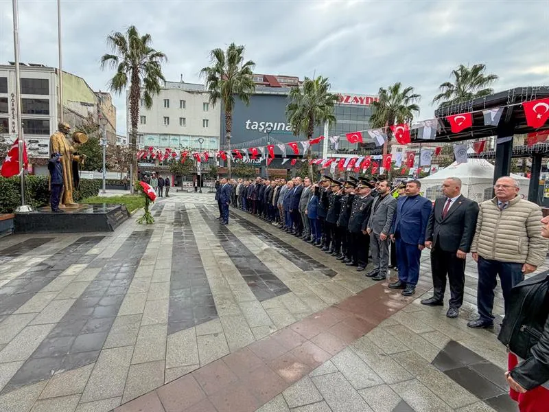 19 Ekim 2026 Tarihinde Muhtarlar Günü kapsamında gerçekleştirilen Atatürk Anıtı’na çelenk sunma töreni