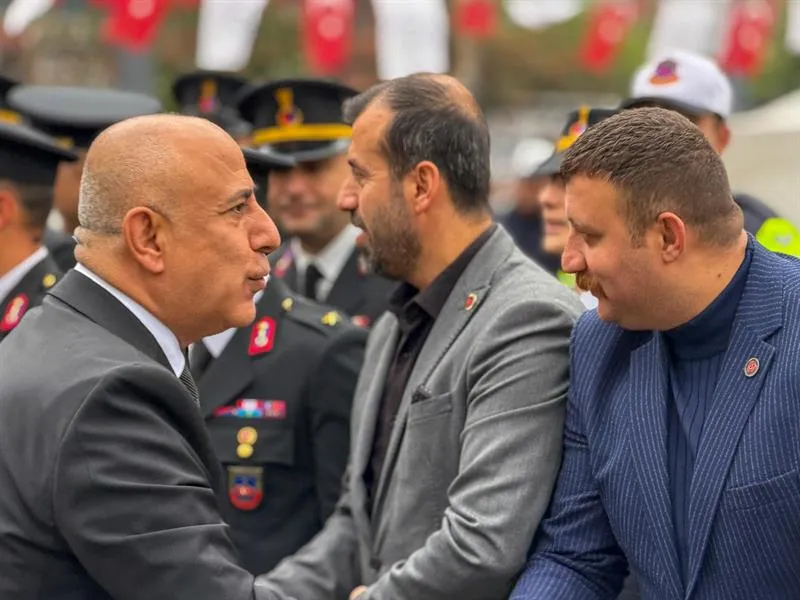 19 Ekim 2026 Tarihinde Muhtarlar Günü kapsamında gerçekleştirilen Atatürk Anıtı’na çelenk sunma töreni