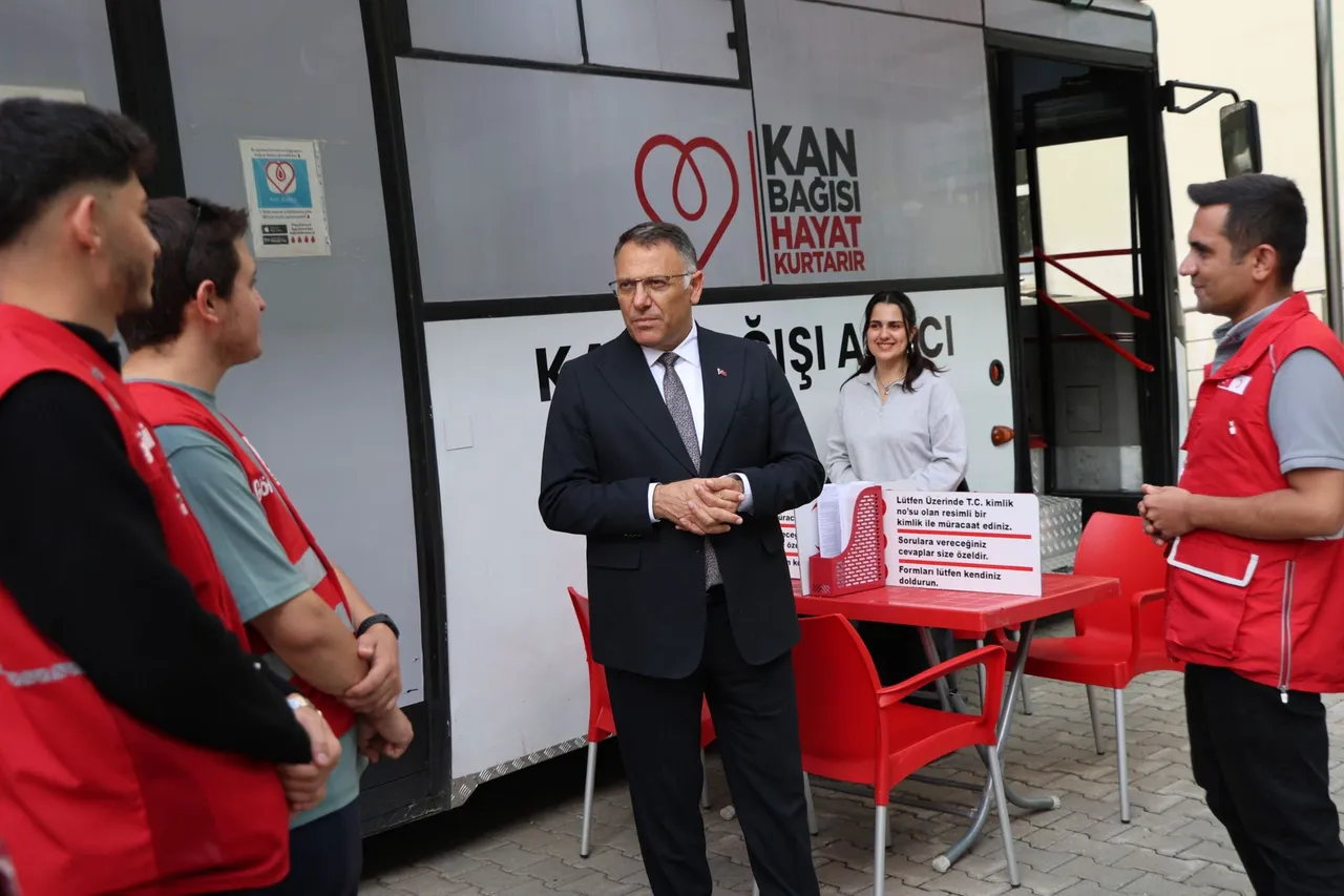 Rektör Gürel’den Türk Kızılay'ın kan bağışı kampanyasına destek