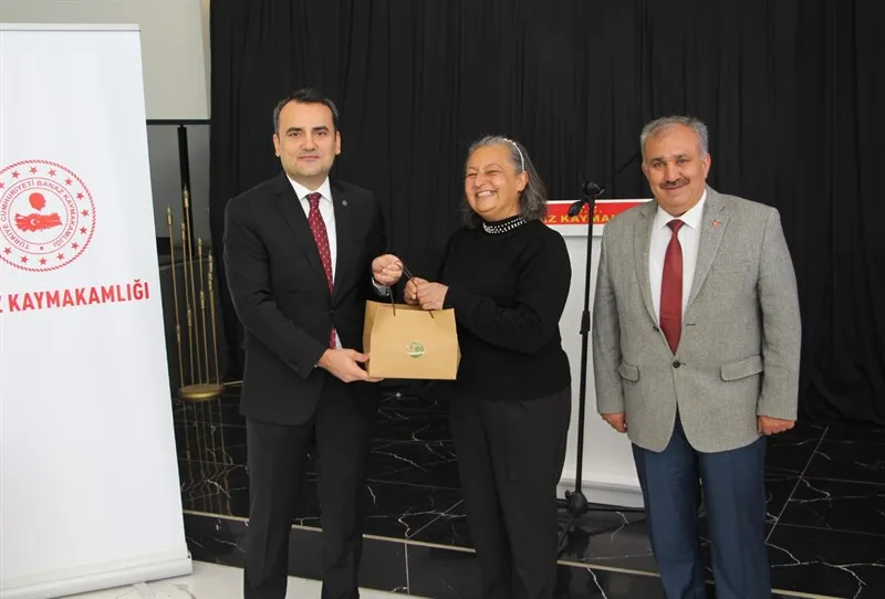 Banaz Kaymakamı, düzenlenen kahvaltı programında köy ve mahalle muhtarlarıyla bir araya geldi