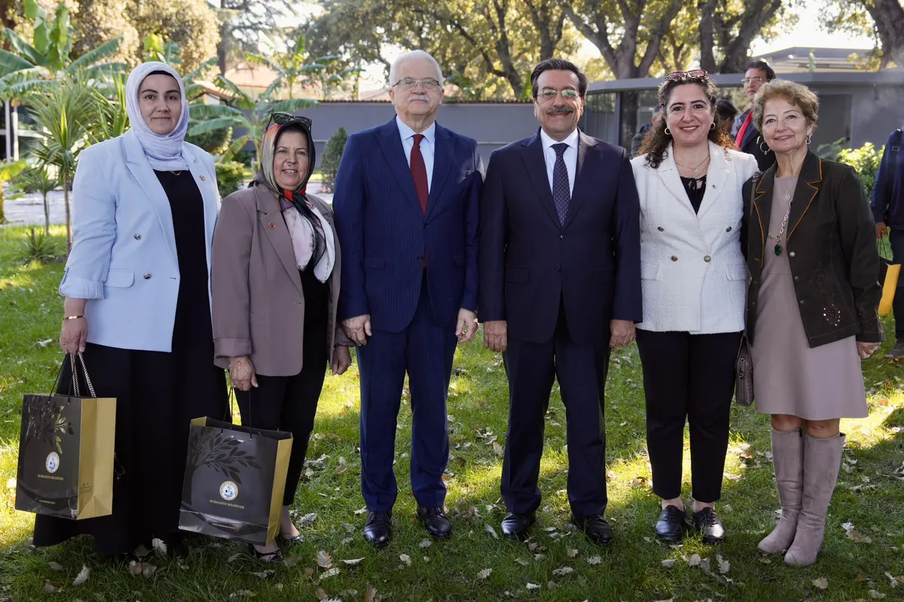 Başkan Deveciler Muhtarlarla bir araya geldi