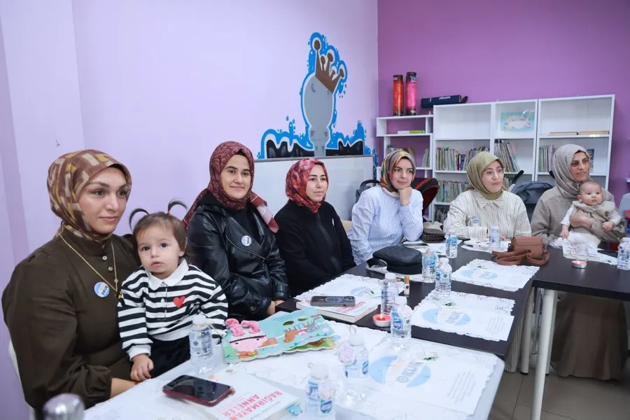 Gebze Okur Projesi kapsamında veli ve öğretmenlerle buluşma