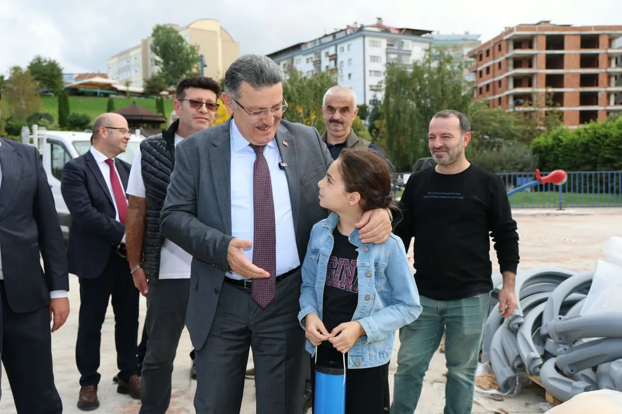 Büyükşehir, çocuk oyun alanlarının sayısını artırıyor
