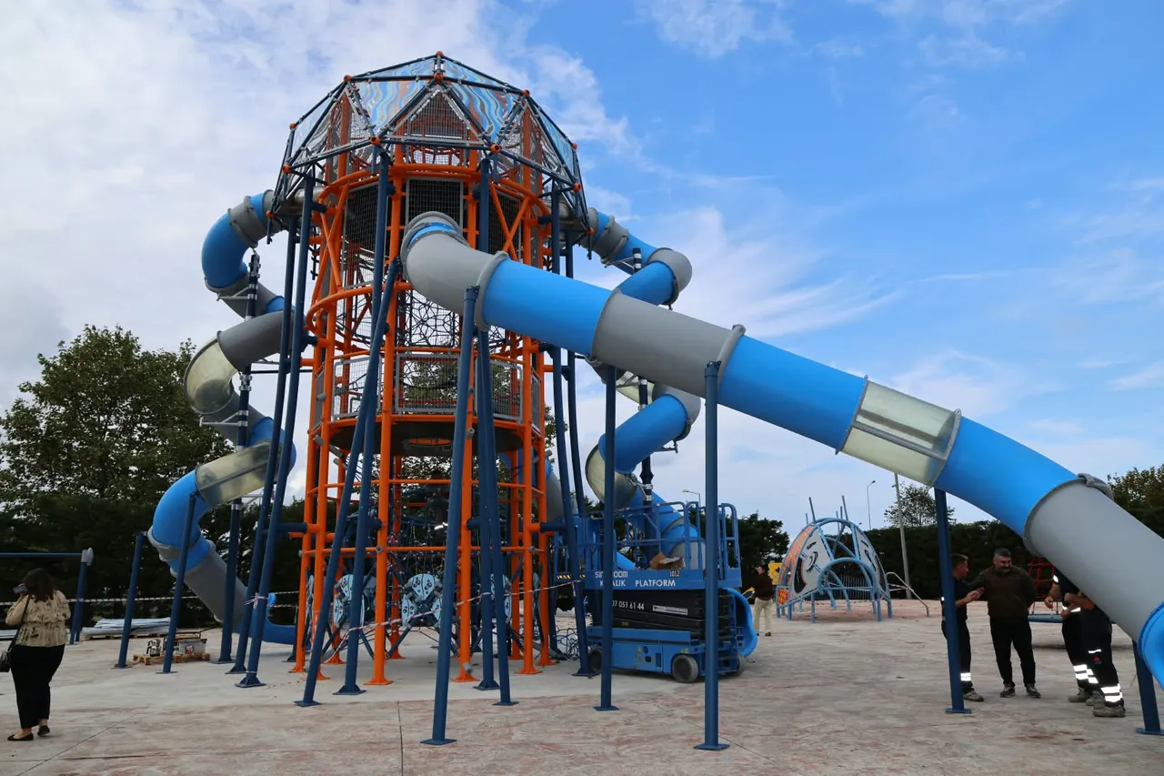 Büyükşehir, çocuk oyun alanlarının sayısını artırıyor