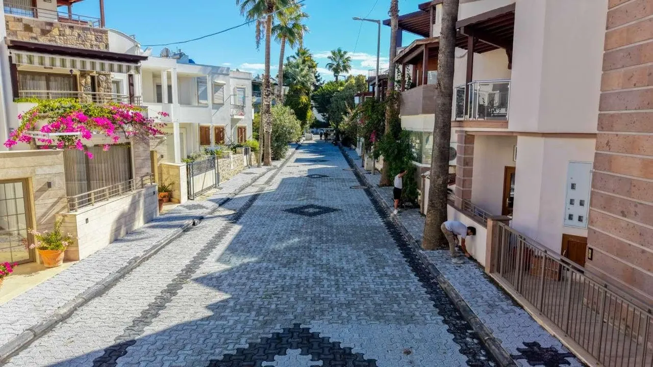 Bodrum’un Beş Mahallesinde üstyapı çalışmaları sürüyor