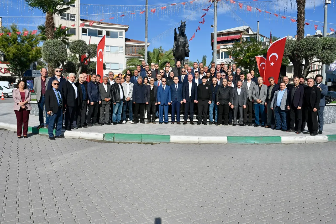 Karacabey’de 19 Ekim Muhtarlar Günü coşkusu