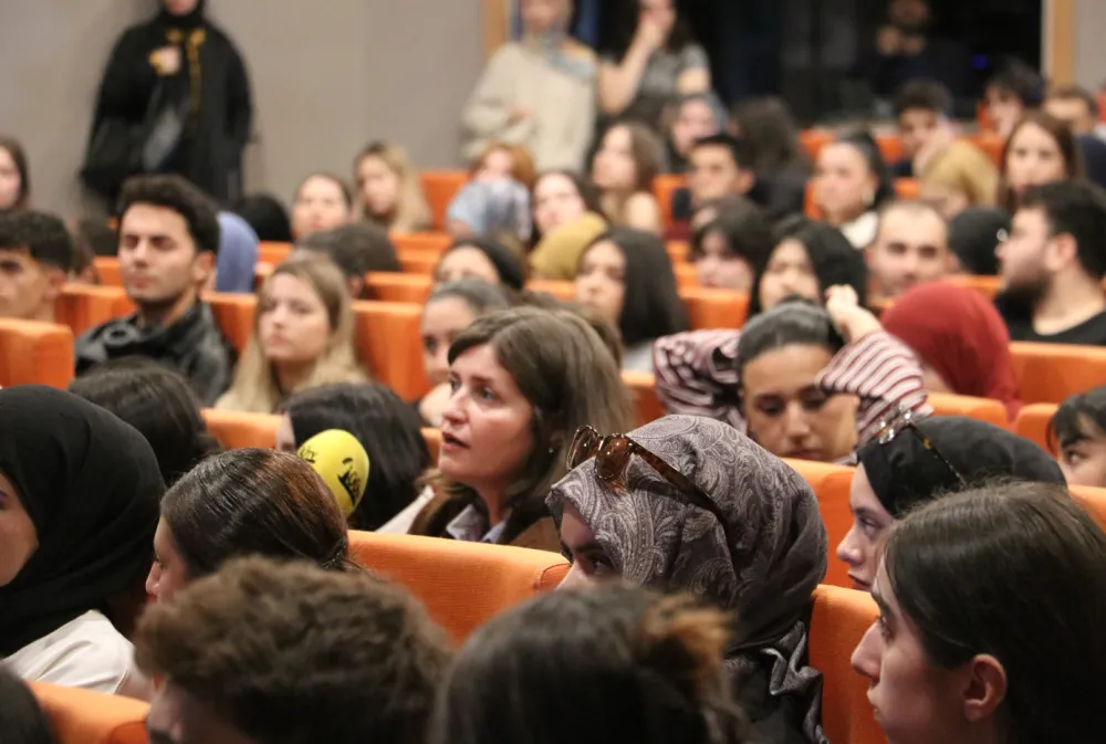 Ömer Faruk Karasakal, SHMYO öğrencileriyle bir araya geldi