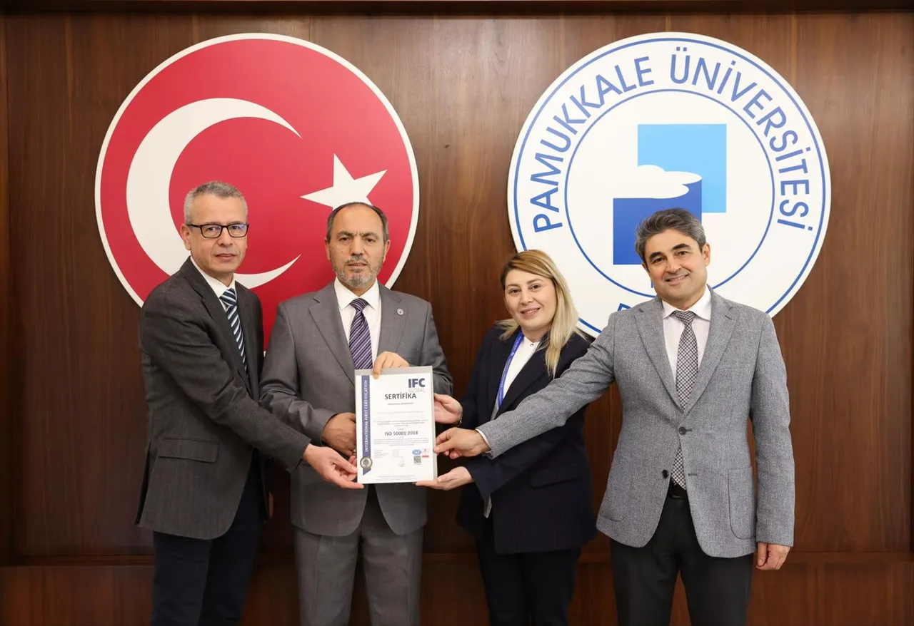 PAÜ enerji yönetiminde standartları yakaladı