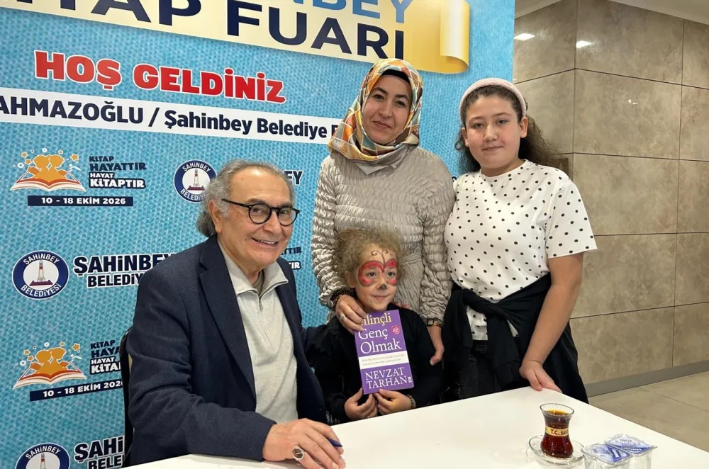 Tarhan, Gaziantepli okurlarıyla buluştu