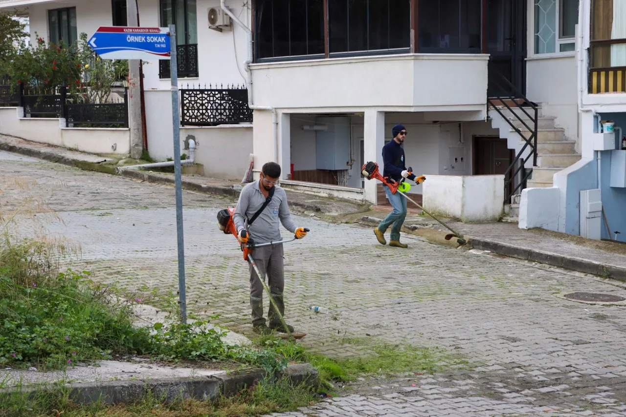 Kazım Karabekir’de sokak sokak temizlik