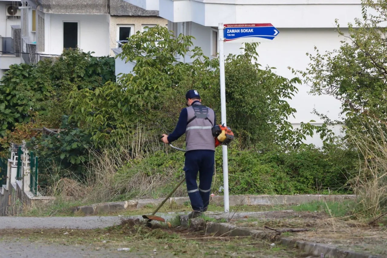 Kazım Karabekir’de sokak sokak temizlik