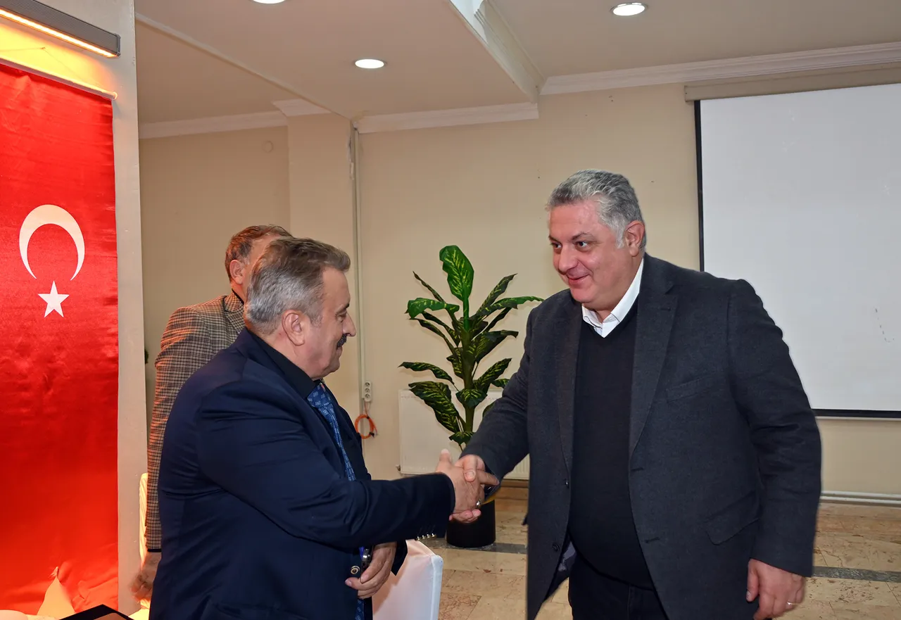Başkan Gürel, Muhtarlarla bir araya geldi