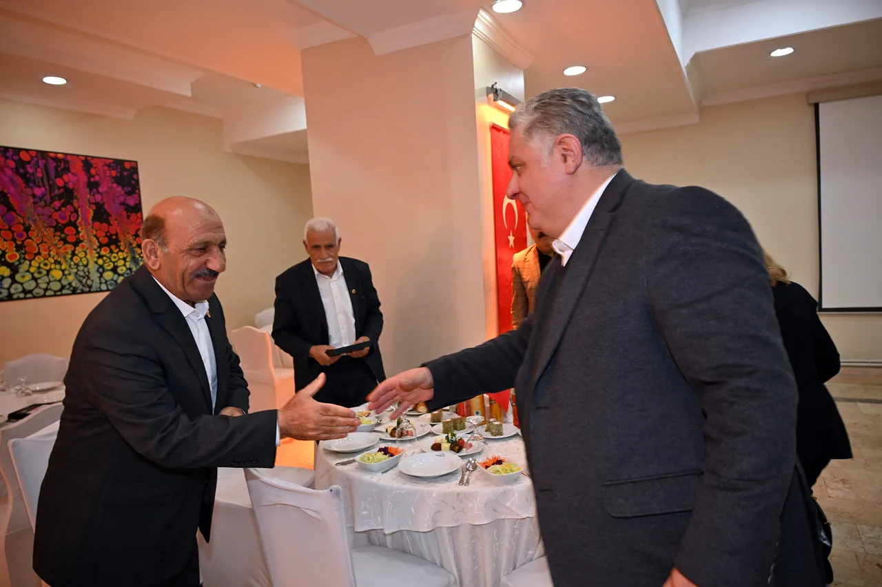 Başkan Gürel, Muhtarlarla bir araya geldi
