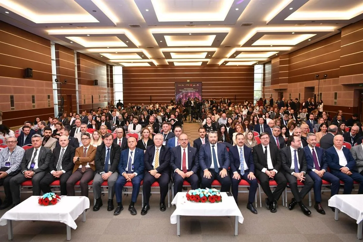 Vali Canbolat, 12. TechAnkara Proje Pazarı 2026 Etkinliği’nin açılış programına katıldı