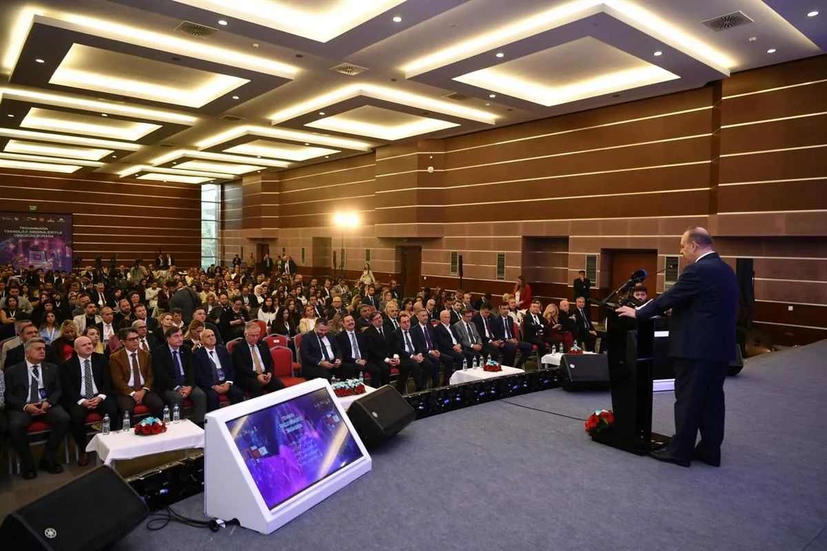Vali Canbolat, 12. TechAnkara Proje Pazarı 2026 Etkinliği’nin açılış programına katıldı
