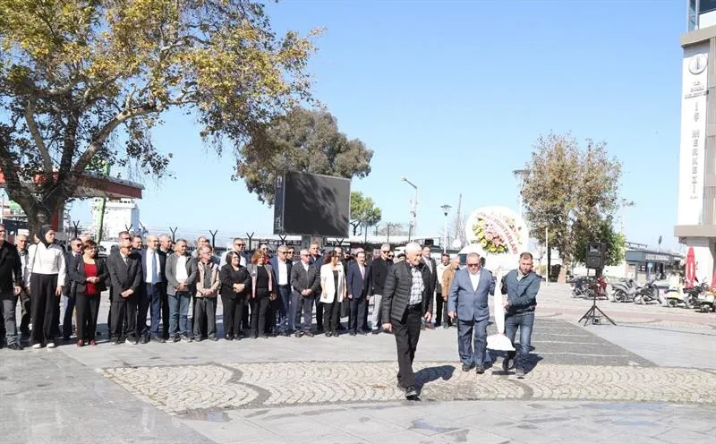 Dikili Kaymakamı 19 Ekim Muhtarlar Günü dolayısıyla mahalle muhtarlarıyla bir araya geldi