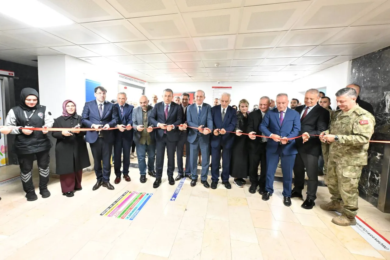 Farabi Hastanesi'nde, Ayaktan Günübirlik tedavi ünitesi hizmete açıldı