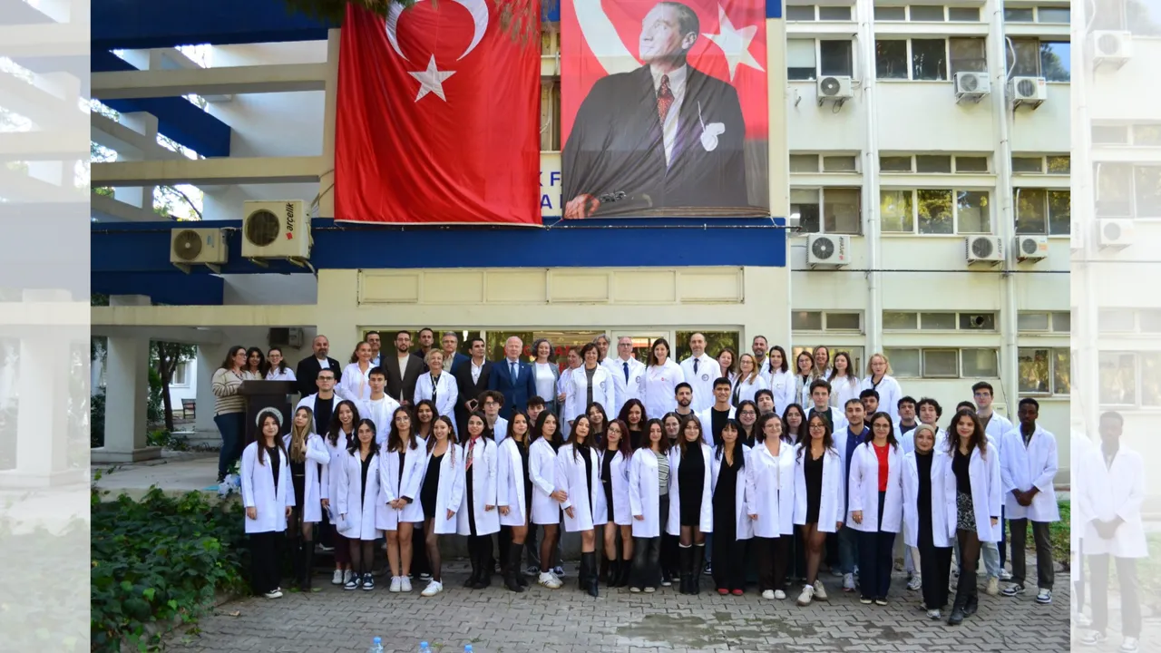 Geleceğin eczacıları mesleğe ilk adımlarını attı