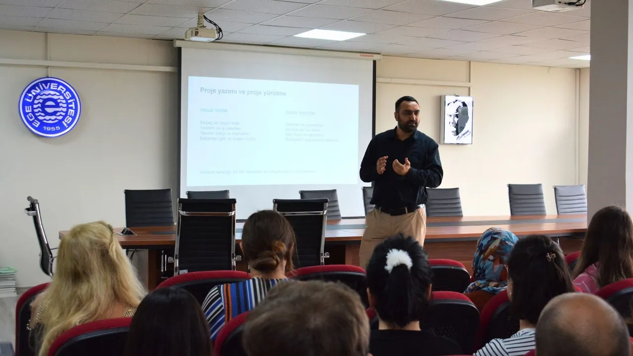 EÜ’de “Lisansüstü Eğitimin Sektördeki Önemi” anlatıldı