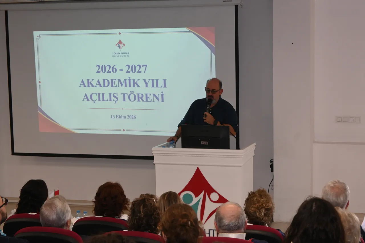 YİÜ’de 2026–2027 Akademik Yılı açılış töreni gerçekleşti