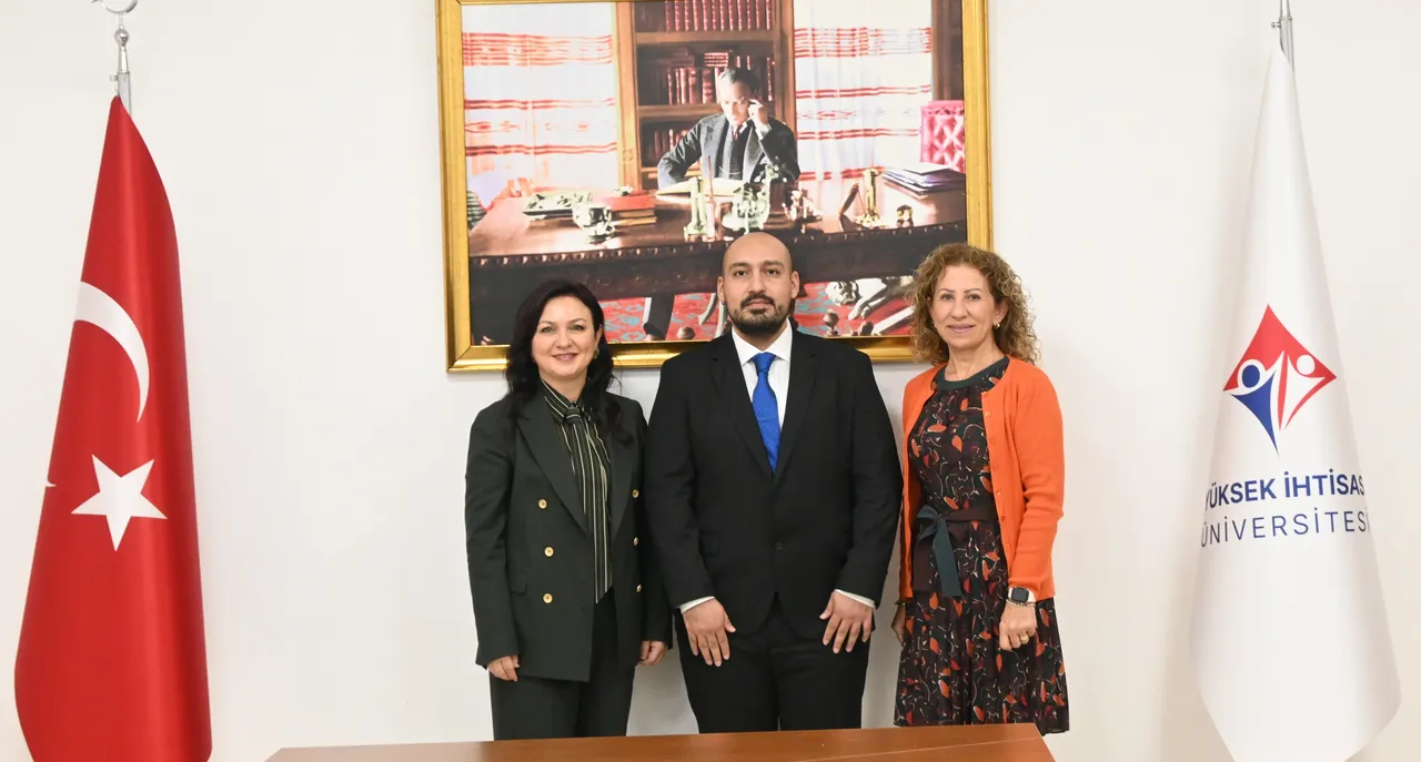 İlk uzman hekimi mezun oldu