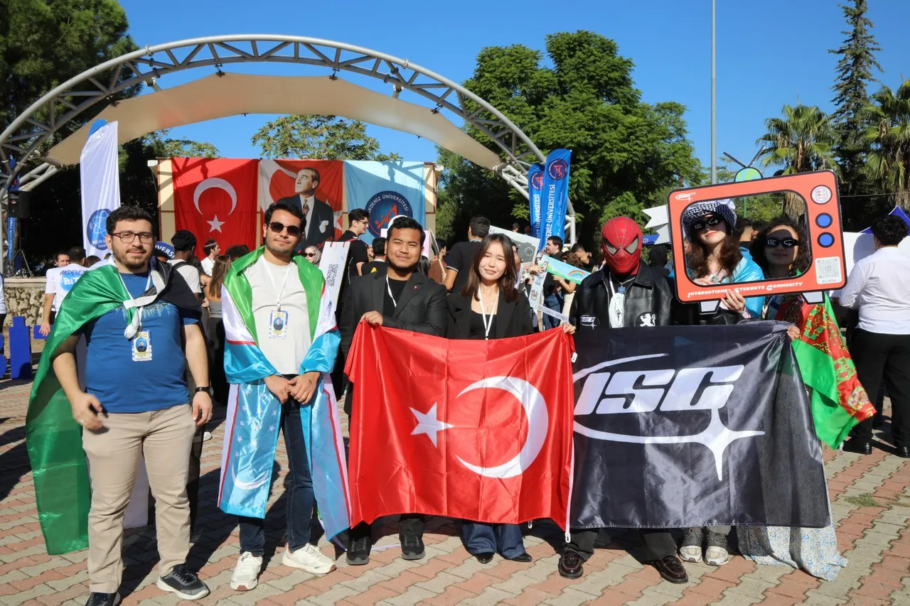 Öğrenci toplulukları tanıtım günleri düzenlendi