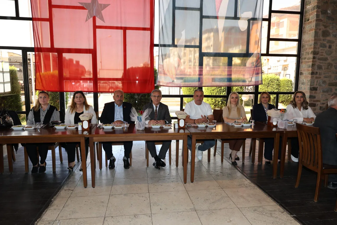 Başkan Tetik: Artık Muhtarlarımız da az laf, çok iş diyor