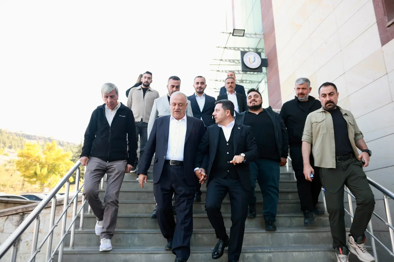 Belediye Başkanı Arı, NTSO Başkanı Öbekli’ye hayırlı olsun ziyaretinde bulundu