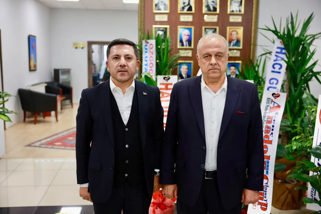 Belediye Başkanı Arı, NTSO Başkanı Öbekli’ye hayırlı olsun ziyaretinde bulundu