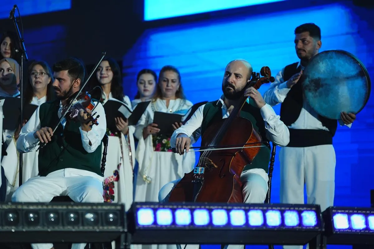Mardin Diller ve Dinler Korosu’ndan Kültür Yolu Festivali’nde müzik ziyafeti