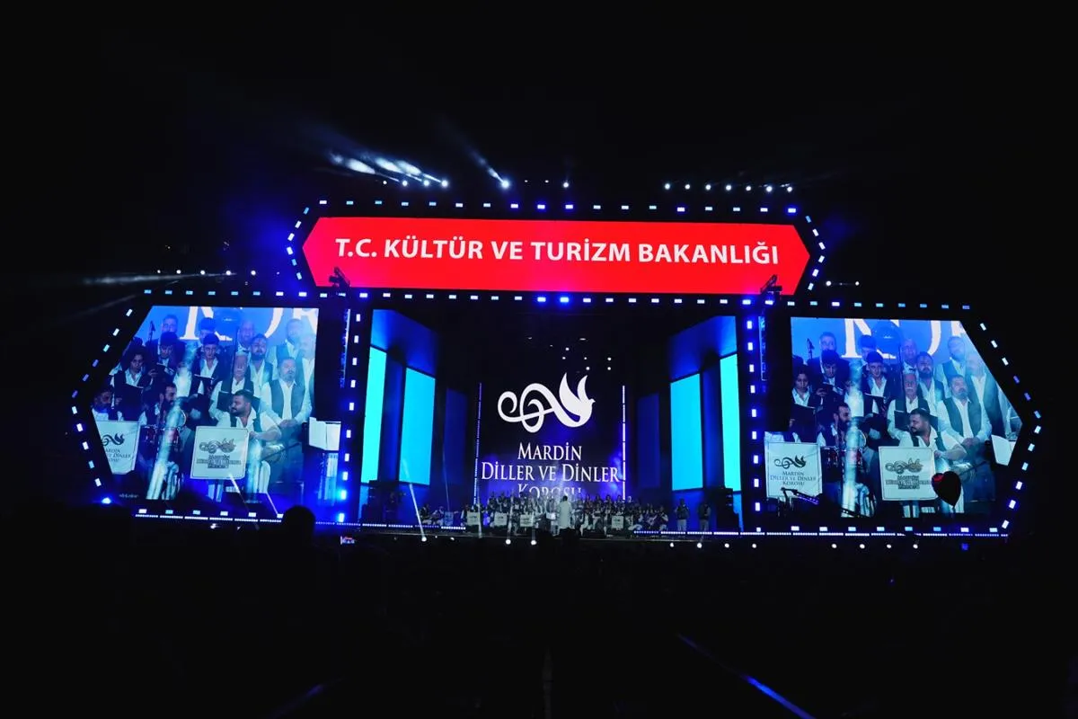 Mardin Diller ve Dinler Korosu’ndan Kültür Yolu Festivali’nde müzik ziyafeti