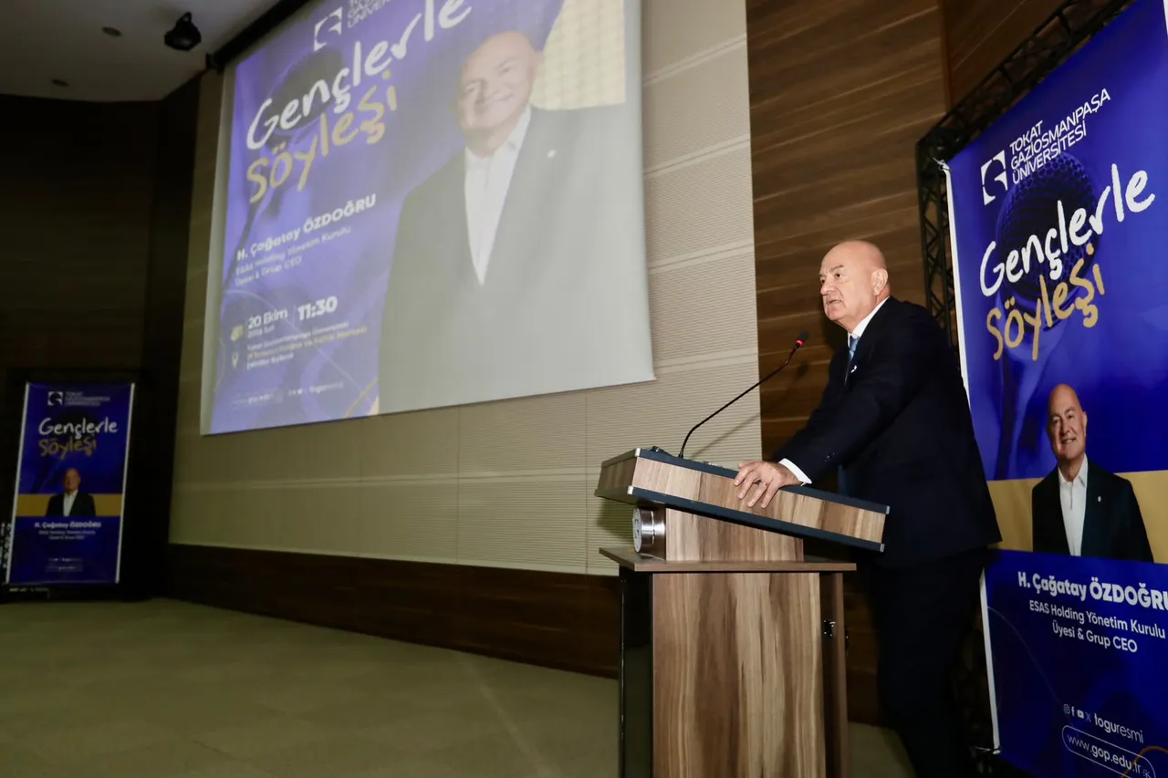 ESAS Holding CEO’su H. Çağatay Özdoğru, TOGÜ’de gençlerle başarı ve kariyer deneyimlerini paylaştı