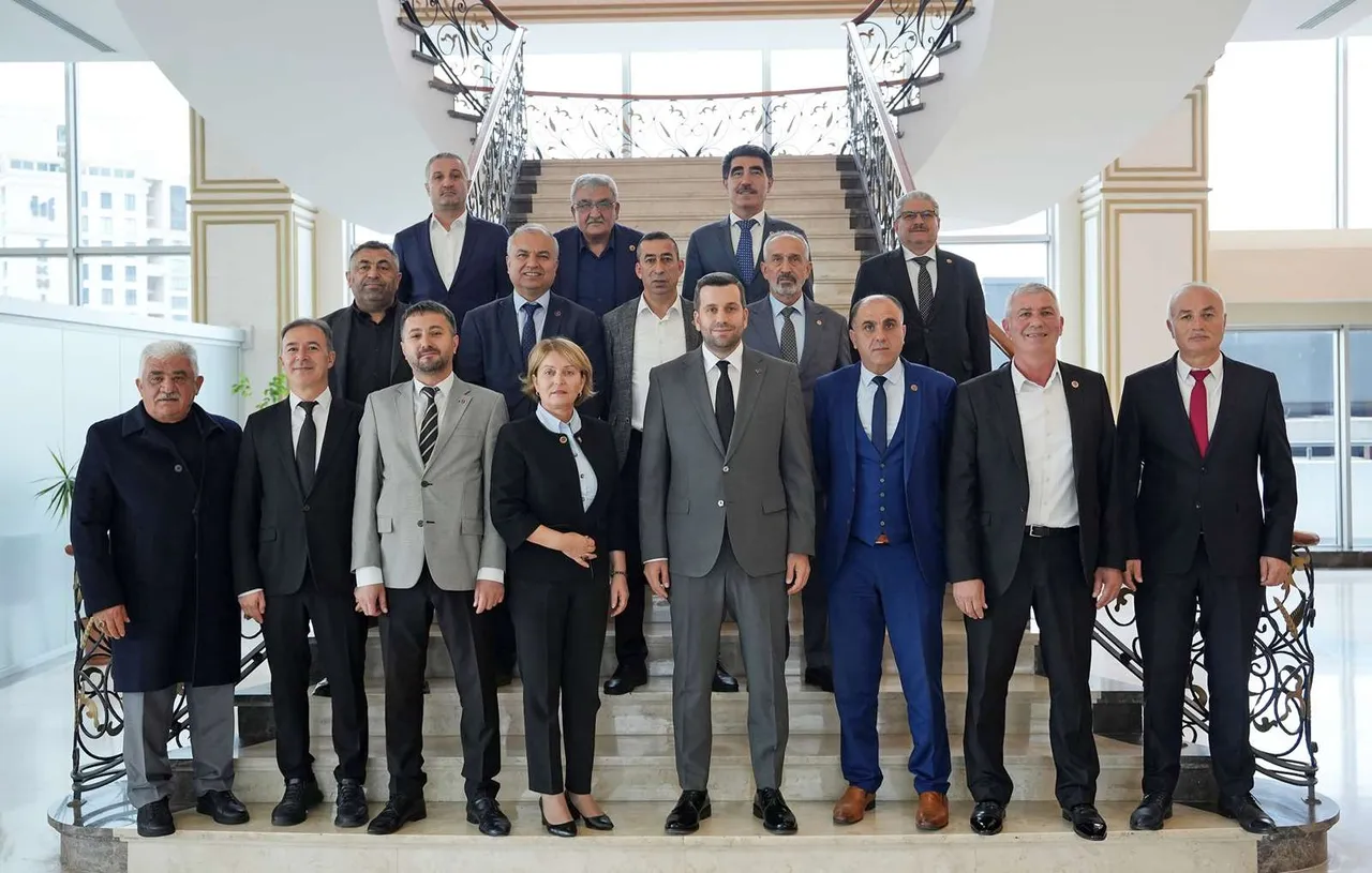 Başkan V. Serdar Orhan, Muhtarlarla buluştu