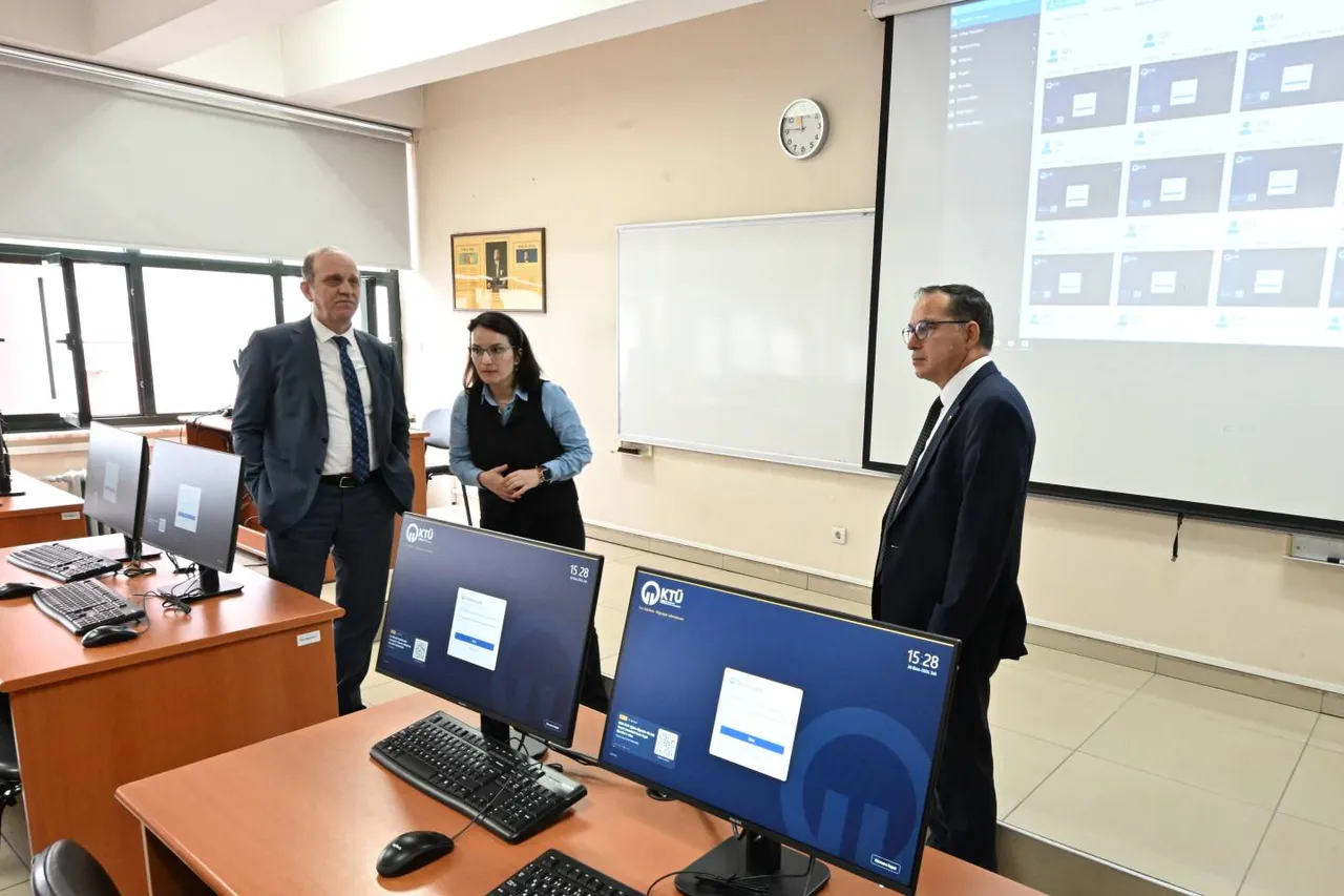 Fen Fakültesi'nde, modern bilgisayar laboratuvarları hizmete açıldı