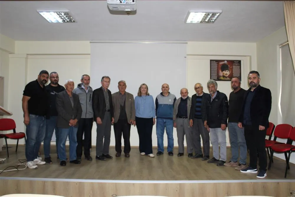 Alucra Turan Bulutçu MYO’da “Arı Hastalıkları ve Zararlıları ile Mücadele” konferansı düzenlendi